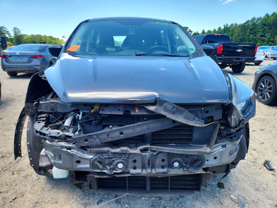 56978856 :رقم المزاد ، 1FMCU0F77KUB84768 vin ، 2019 Ford Escape مزاد بيع