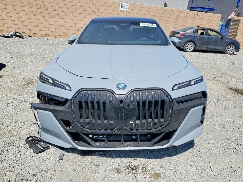 Продажа на аукционе авто 2025 Bmw I7, vin: WBY43EJ00SCT29060, номер лота: 54545456