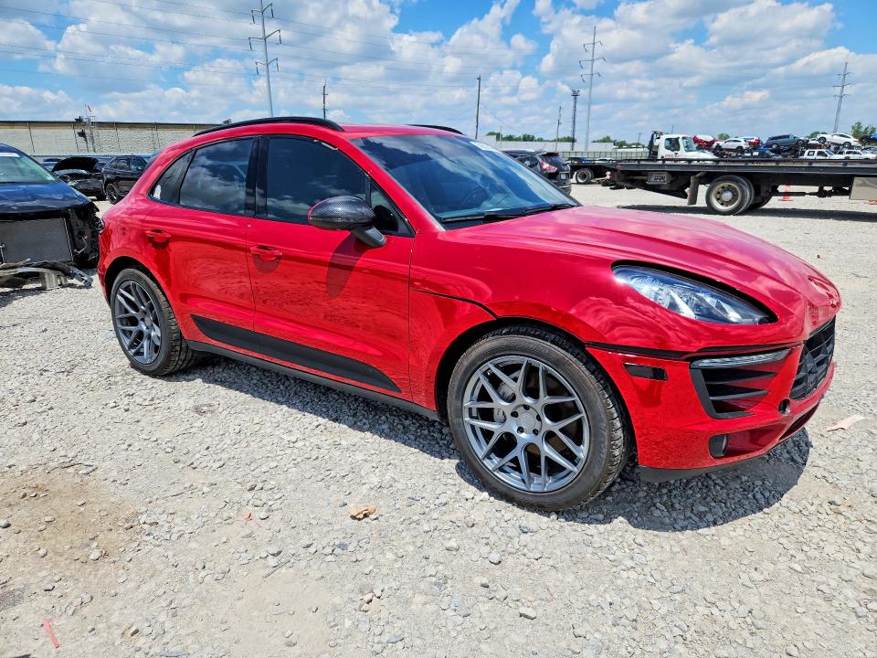 58050016 :رقم المزاد ، WP1AB2A55JLB36899 vin ، 2018 Porsche Macan مزاد بيع