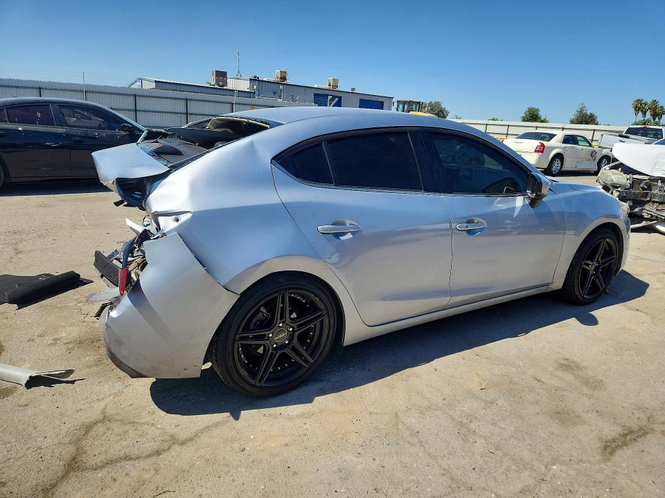 Продаж на аукціоні авто 2018 Mazda 3, vin: 3MZBN1V39JM202334, номер лоту: 56307156