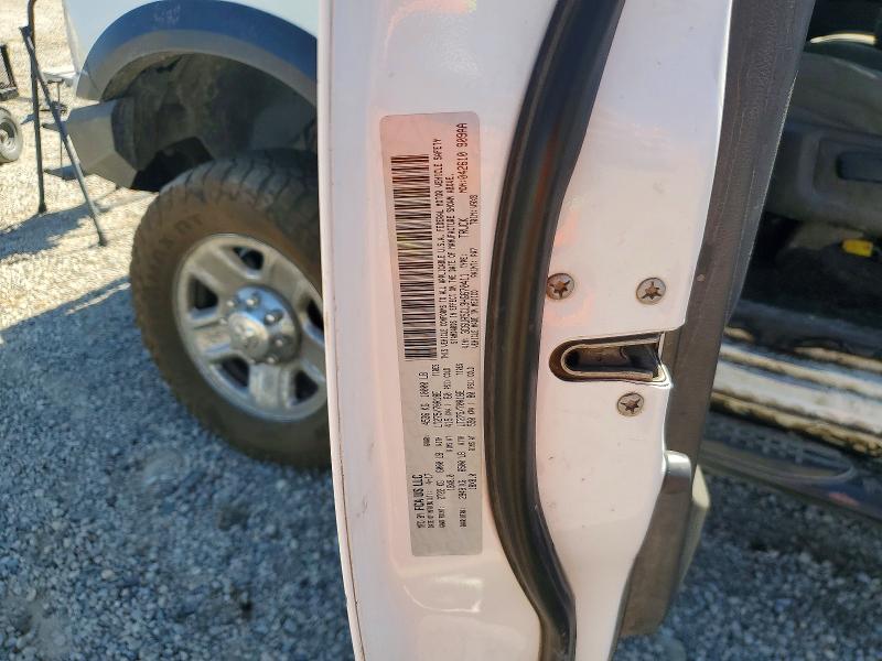 Продажа на аукционе авто 2017 Ram 2500, vin: 3C6UR5CL3HG670411, номер лота: 57401166