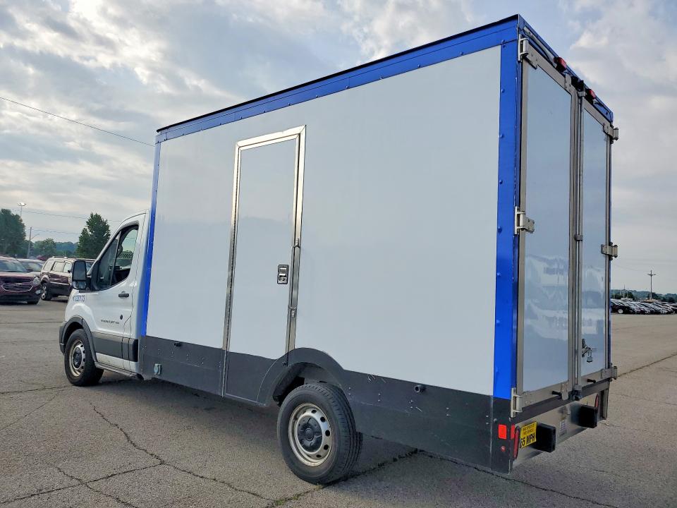 55891986 :رقم المزاد ، 1FDBW5Z82NKA39760 vin ، 2022 Ford Transit مزاد بيع