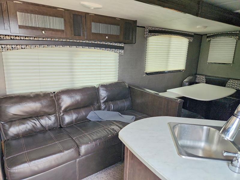 55475986 :رقم المزاد ، 5SFPB2928KE405261 vin ، 2019 Heartland Rv Prowler مزاد بيع