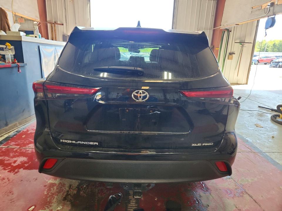 Aukcja sprzedaży 2022 Toyota Highlander, vin: 5TDGZRBH2NS573935, numer aukcji: 55896006