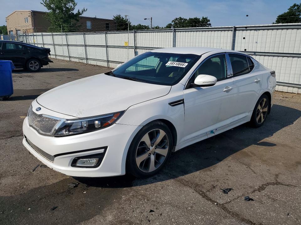 2015 Kia Optima მანქანა იყიდება აუქციონზე, vin: KNAGM4A73F5612384, აუქციონის ნომერი: 58510666