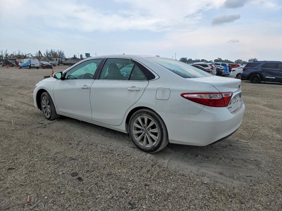 2017 Toyota Camry მანქანა იყიდება აუქციონზე, vin: 4T1BF1FK1HU685695, აუქციონის ნომერი: 58732666