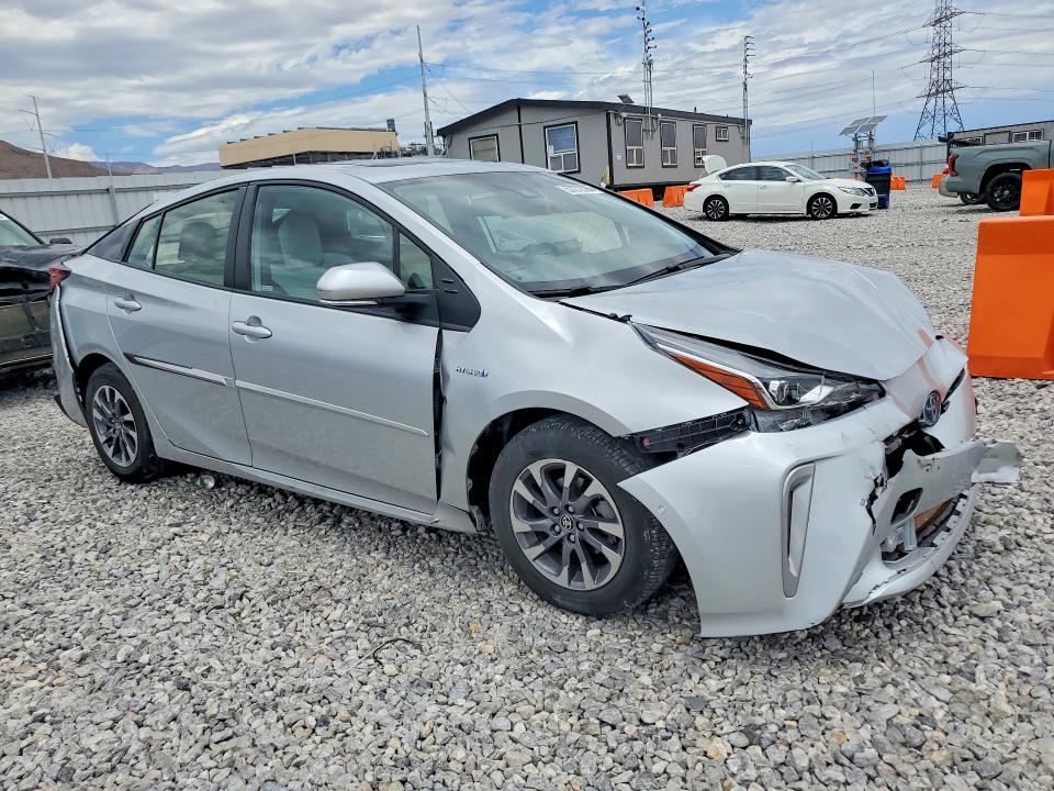 57272366 :رقم المزاد ، JTDKAMFU1N3170798 vin ، 2022 Toyota Prius مزاد بيع