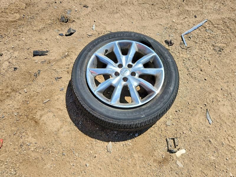 57129346 :رقم المزاد ، 1C4PJMDS3EW144886 vin ، 2014 Jeep Cherokee مزاد بيع