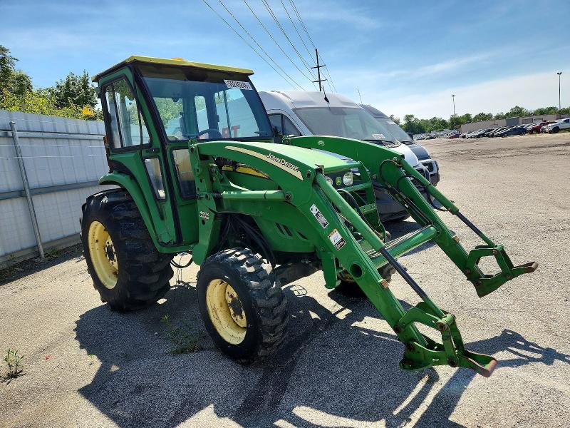 Продажа на аукционе авто 2009 John Deere 4120, vin: LV4120H210461, номер лота: 56246846