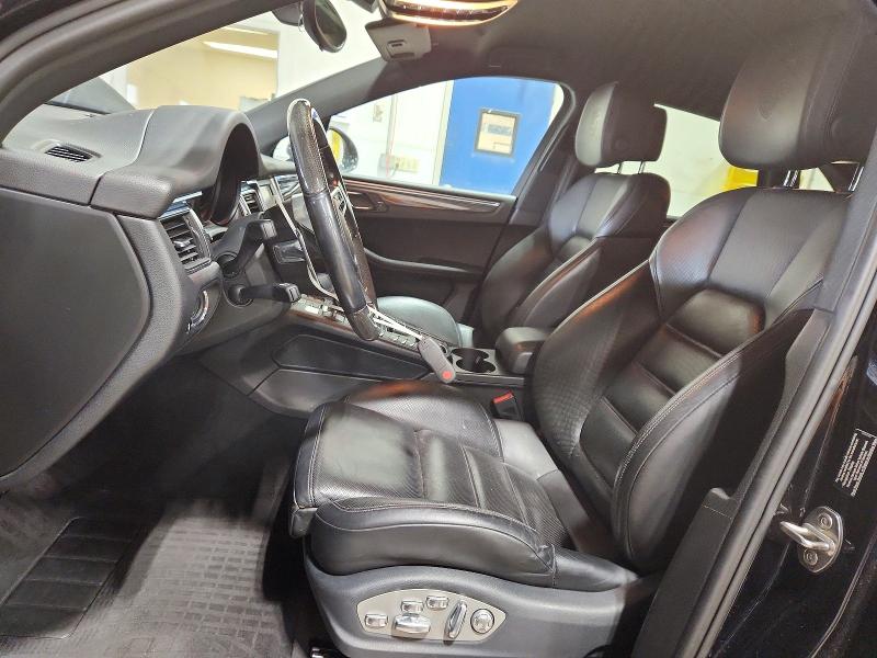 57447876 :رقم المزاد ، WP1AB2A51GLB46631 vin ، 2016 Porsche Macan مزاد بيع
