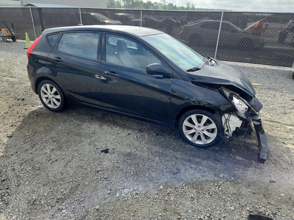 2012 Hyundai Accent მანქანა იყიდება აუქციონზე, vin: KMHCT5AE2CU040410, აუქციონის ნომერი: 57265706
