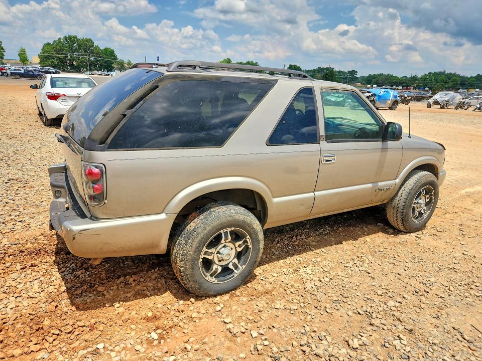 Продажа на аукционе авто 2000 Gmc Jimmy, vin: 1GKCT18W5YK232858, номер лота: 57065936