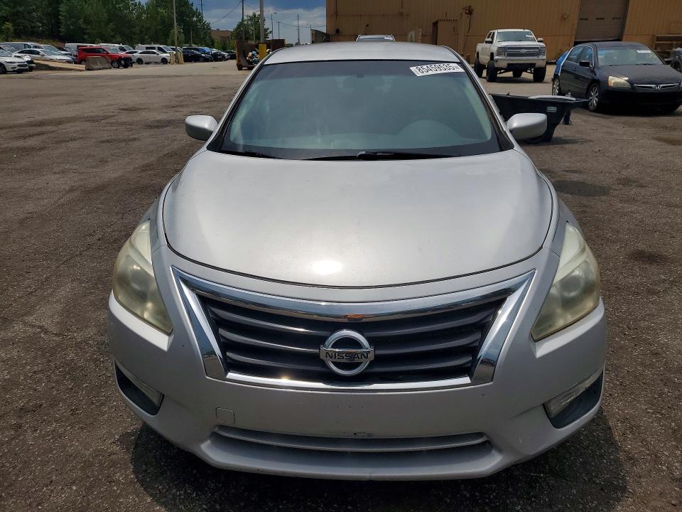 Продажа на аукционе авто 2015 Nissan Altima, vin: 1N4AL3AP9FN387917, номер лота: 85459535