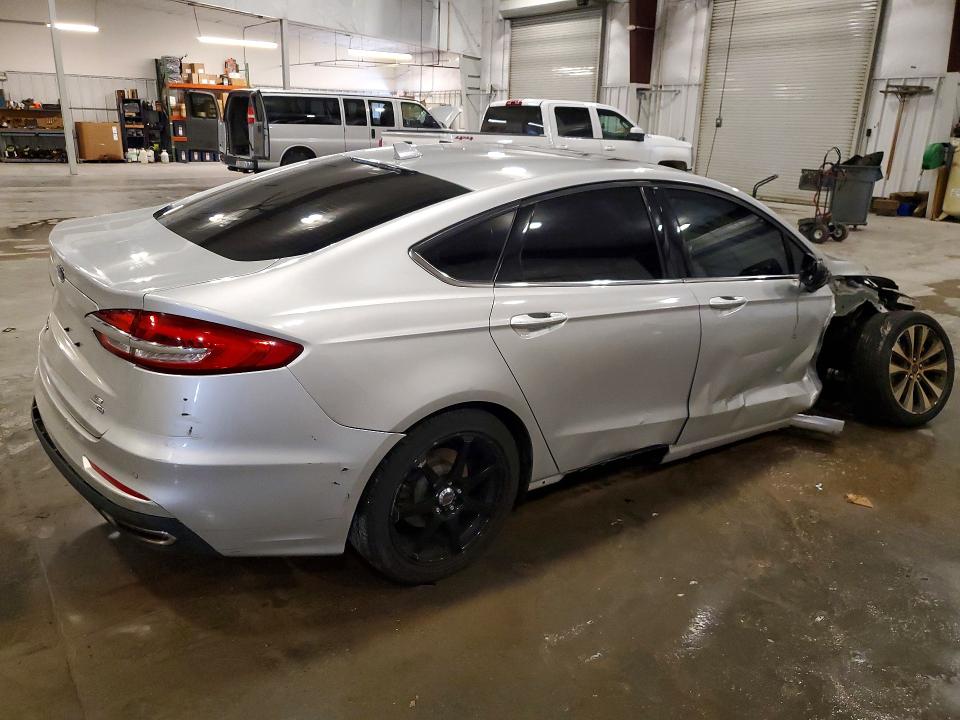 56876666 :رقم المزاد ، 3FA6P0T98KR254029 vin ، 2019 Ford Fusion مزاد بيع