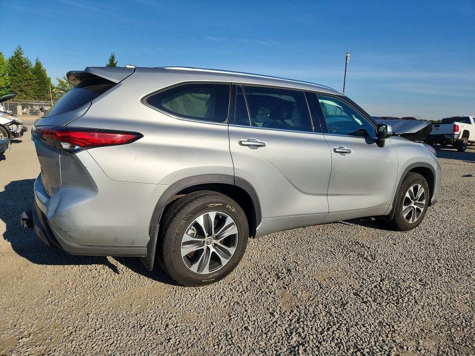 2020 Toyota Highlander მანქანა იყიდება აუქციონზე, vin: 5TDGZRBH3LS045995, აუქციონის ნომერი: 57431526