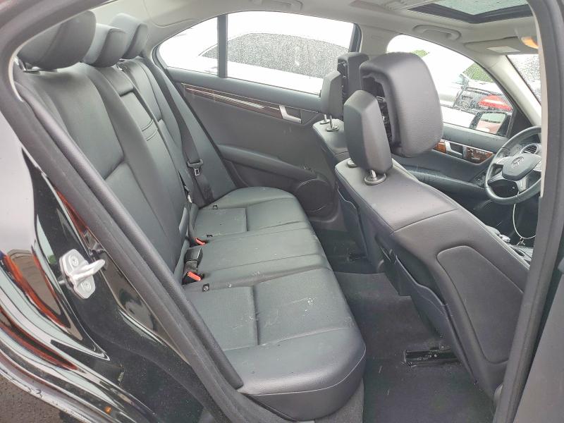 2013 Mercedes-benz C მანქანა იყიდება აუქციონზე, vin: WDDGF8AB5DR244732, აუქციონის ნომერი: 56498186