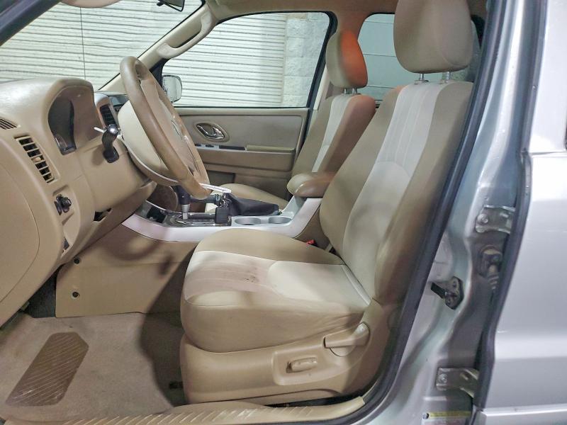 58705856 :رقم المزاد ، 4M2YU56155DJ10962 vin ، 2005 Mercury Mariner مزاد بيع