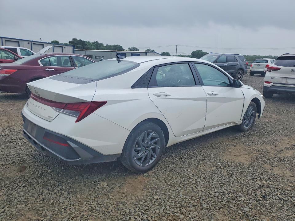 56496926 :رقم المزاد ، KMHLM4DJ0SU139192 vin ، 2025 Hyundai Elantra Hybrid مزاد بيع