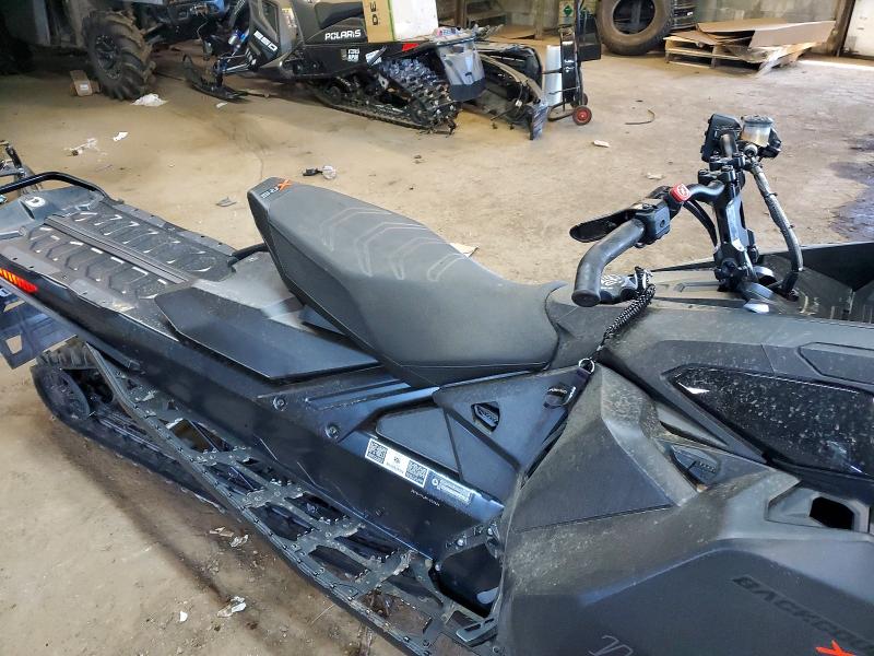 54873046 :رقم المزاد ، 2BPSUYRL8RV000024 vin ، 2024 Ski-doo Backcountry X-rs 850 مزاد بيع