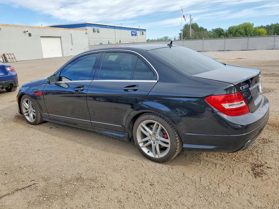 Продажа на аукционе авто 2013 Mercedes-benz C, vin: WDDGF8ABXDA813914, номер лота: 56324856