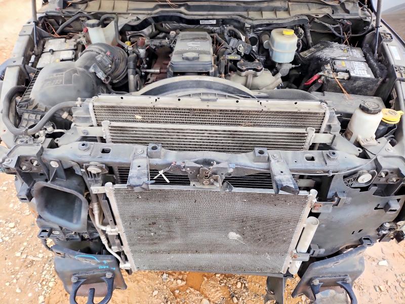 52890686 :رقم المزاد ، 3C6UR5CLXFG667681 vin ، 2015 Ram 2500 مزاد بيع