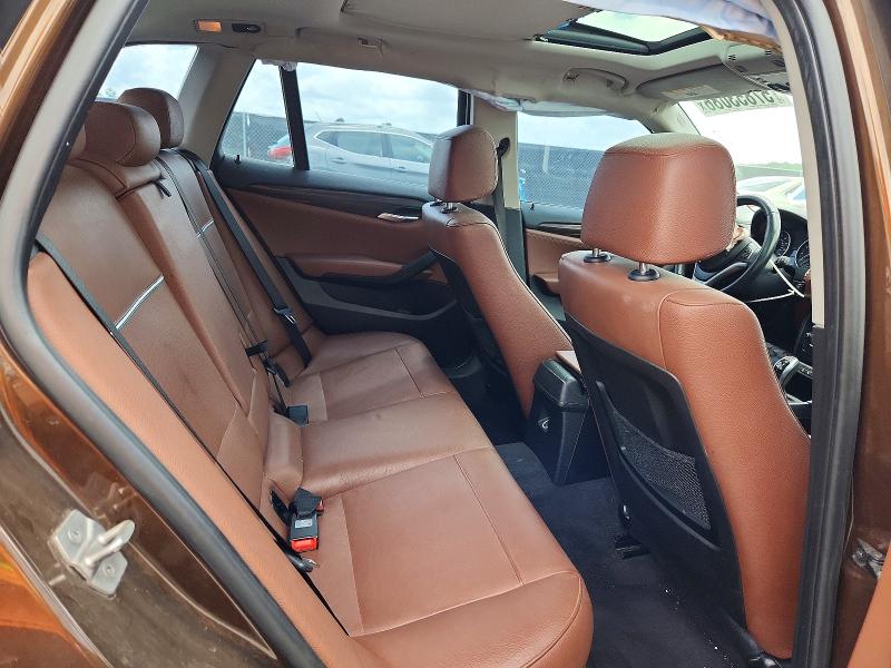Продаж на аукціоні авто 2015 Bmw X1, vin: WBAVM1C55FV318485, номер лоту: 57853086