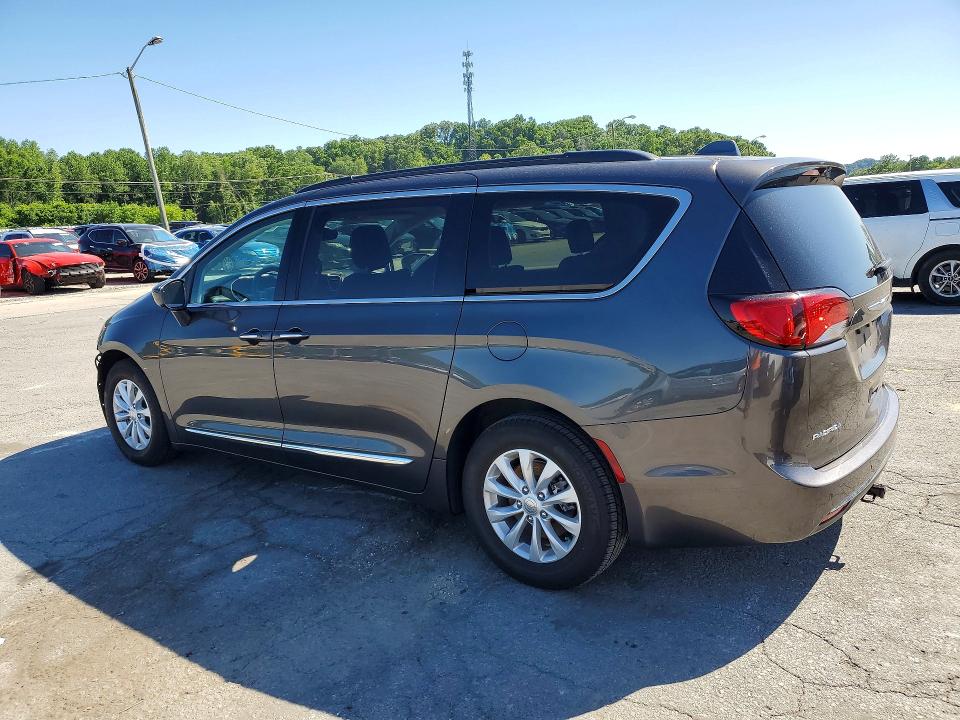 Продажа на аукционе авто 2017 Chrysler Pacifica, vin: 2C4RC1BG2HR526095, номер лота: 55817706