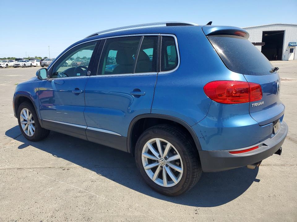 2017 Volkswagen Tiguan მანქანა იყიდება აუქციონზე, vin: WVGRV7AX7HW511030, აუქციონის ნომერი: 58077396