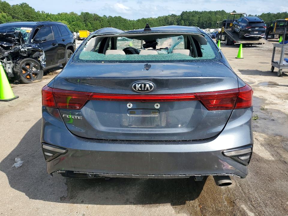 58365156 :رقم المزاد ، 3KPF24AD7LE232491 vin ، 2020 Kia Forte مزاد بيع