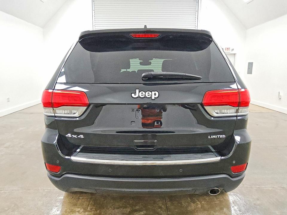 58219266 :رقم المزاد ، 1C4RJFBG8JC427895 vin ، 2018 Jeep Grand Cherokee مزاد بيع
