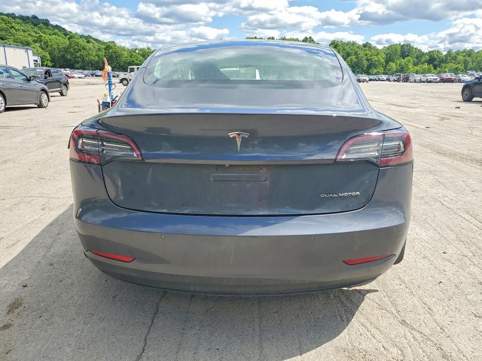 Продажа на аукционе авто 2018 Tesla Model 3, vin: 5YJ3E1EB2JF074988, номер лота: 57343426