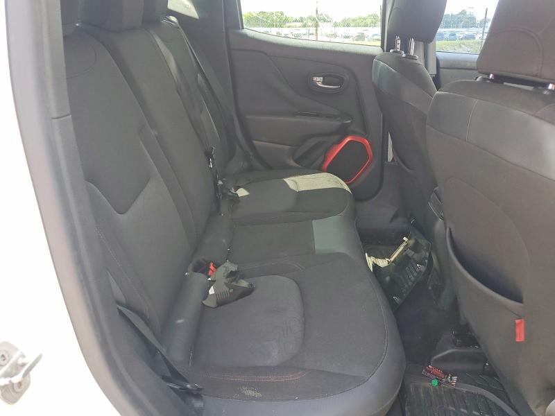 2015 Jeep Renegade მანქანა იყიდება აუქციონზე, vin: ZACCJBCTXFPB27563, აუქციონის ნომერი: 58605306