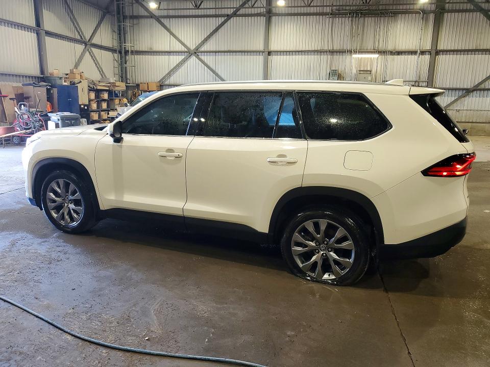 2024 Toyota Grand Highlander მანქანა იყიდება აუქციონზე, vin: 5TDAAAB52RS012743, აუქციონის ნომერი: 55626686