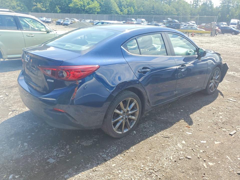 56942876 :رقم المزاد ، 3MZBN1V33JM270998 vin ، 2018 Mazda 3 مزاد بيع