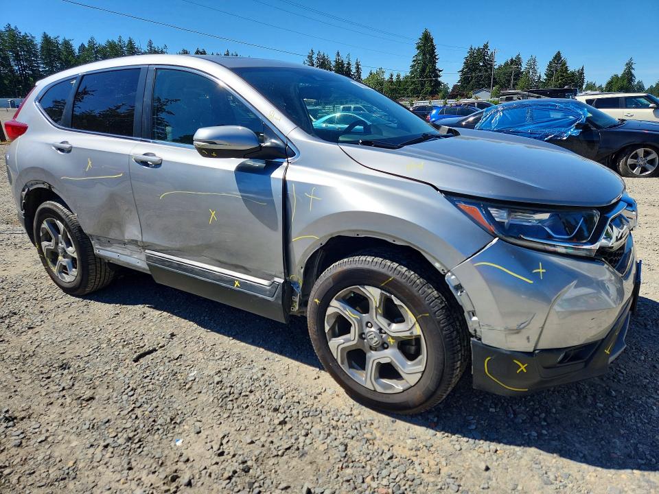 56655246 :رقم المزاد ، 2HKRW2H86JH641086 vin ، 2018 Honda Cr-v مزاد بيع