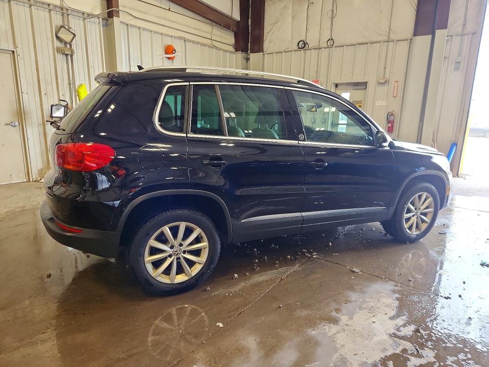 Продажа на аукционе авто 2017 Volkswagen Tiguan, vin: WVGRV7AX1HW508477, номер лота: 55090416