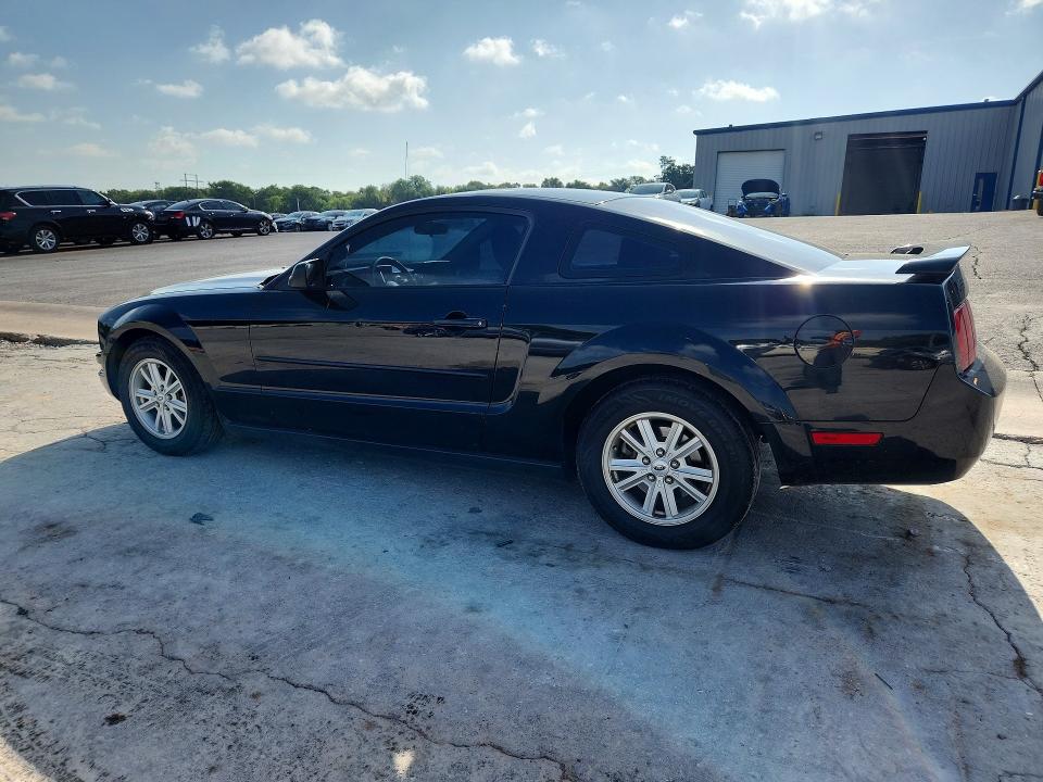 58009096 :رقم المزاد ، 1ZVFT80NX55154573 vin ، 2005 Ford Mustang مزاد بيع
