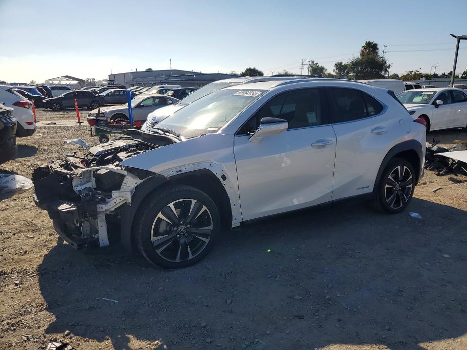 58064916 :رقم المزاد ، JTHX9JBH2M2040389 vin ، 2021 Lexus Ux مزاد بيع