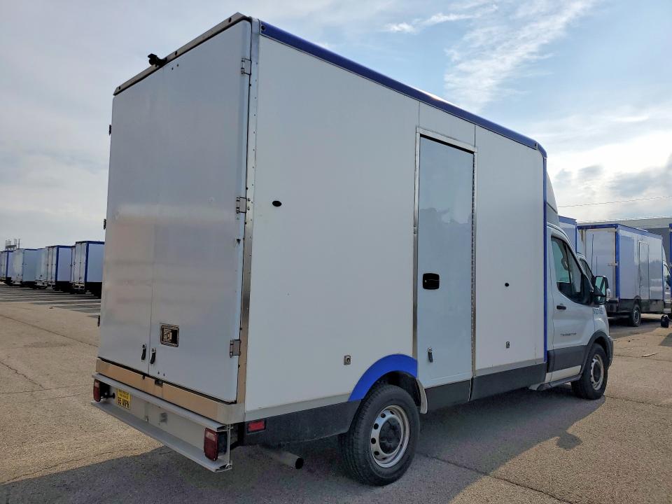 Продаж на аукціоні авто 2022 Ford Transit, vin: 1FDBW5Z8XNKA31731, номер лоту: 55896456