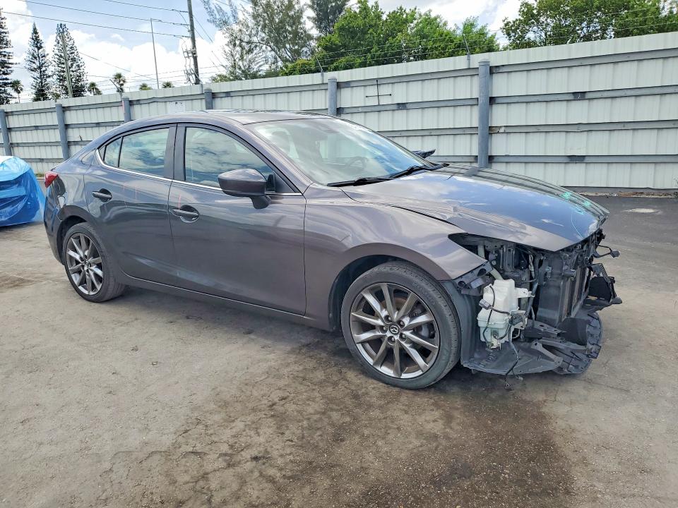 2018 Mazda 3 მანქანა იყიდება აუქციონზე, vin: 3MZBN1W39JM214790, აუქციონის ნომერი: 54674926