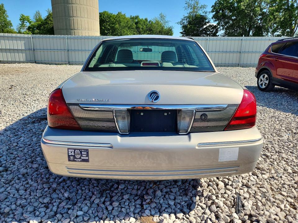 2010 Mercury Grand Marquis მანქანა იყიდება აუქციონზე, vin: 2MEBM7FV2AX630676, აუქციონის ნომერი: 58583426