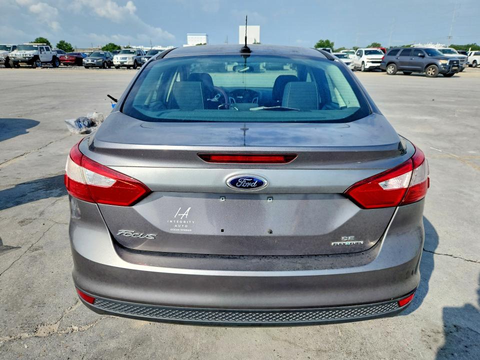 2013 Ford Focus მანქანა იყიდება აუქციონზე, vin: 1FADP3F27DL311832, აუქციონის ნომერი: 58797836