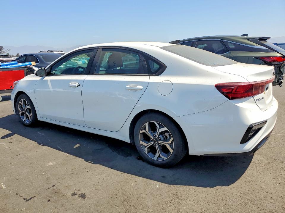 58769616 :رقم المزاد ، 3KPF24AD4ME355571 vin ، 2021 Kia Forte مزاد بيع