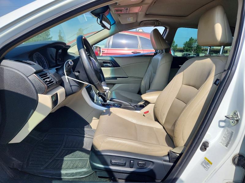 55426276 :رقم المزاد ، 1HGCR2F8XFA244237 vin ، 2015 Hond Accord مزاد بيع