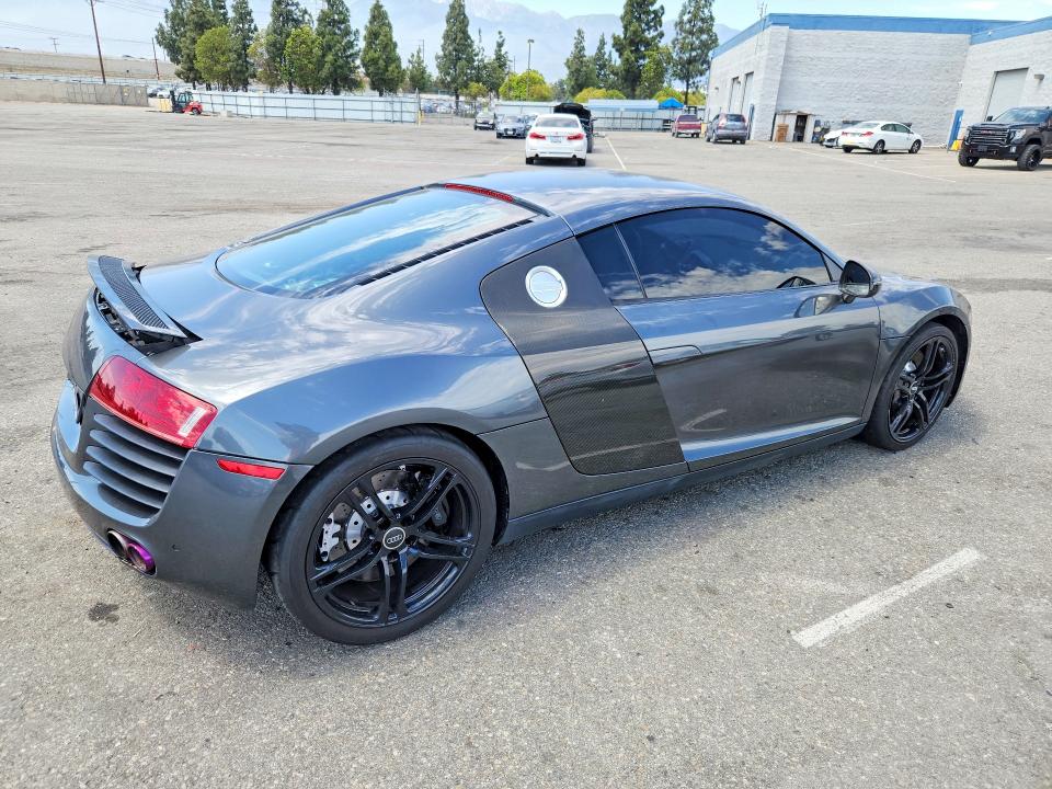 2011 Audi R8 მანქანა იყიდება აუქციონზე, vin: WUAAUAFG9BN001627, აუქციონის ნომერი: 64671636