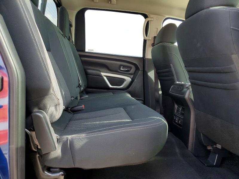59092856 :رقم المزاد ، 1N6AA1E6XKN530483 vin ، 2019 Nissan Titan مزاد بيع