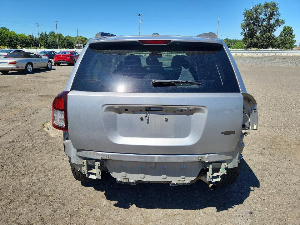 2016 Jeep Compass მანქანა იყიდება აუქციონზე, vin: 1C4NJCEA6GD755372, აუქციონის ნომერი: 54428486