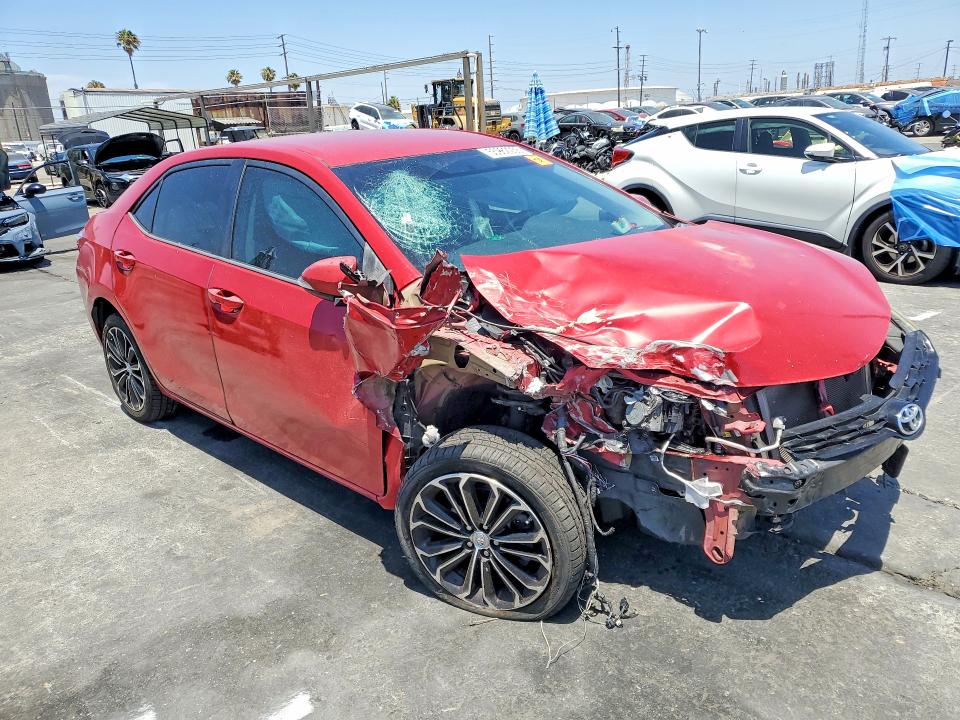 55962256 :رقم المزاد ، 5YFBURHE5EP133304 vin ، 2014 Toyota Corolla مزاد بيع