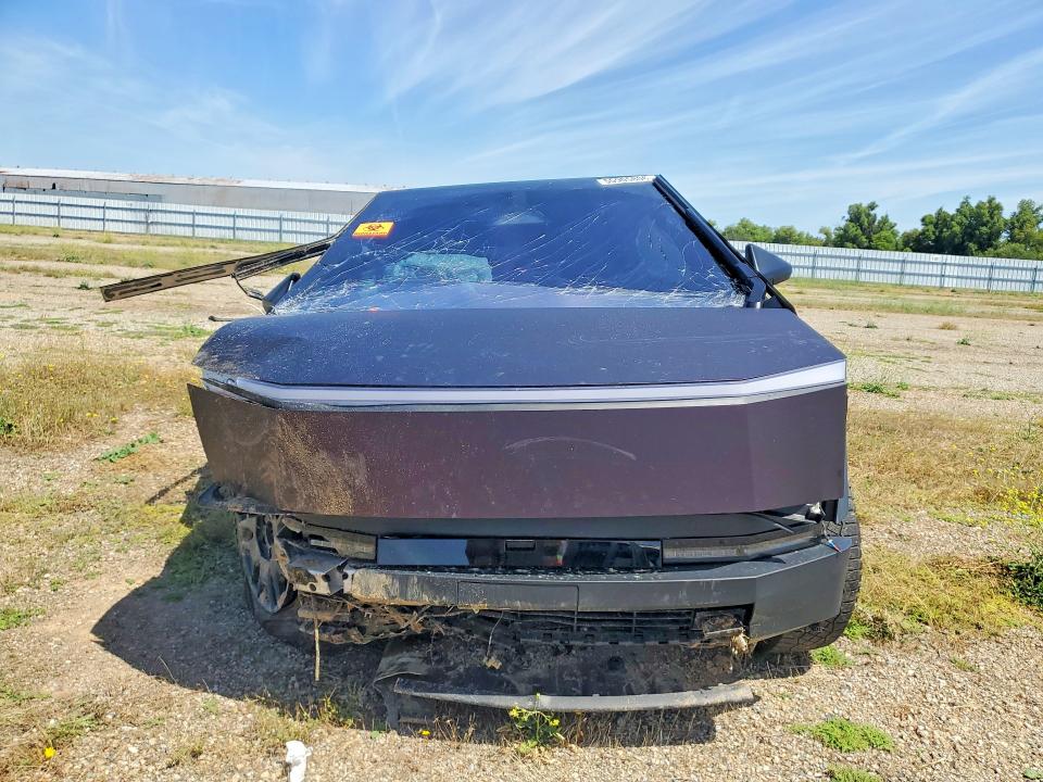 2024 Tesla Cybertruck მანქანა იყიდება აუქციონზე, vin: 7G2CEHED6RA002269, აუქციონის ნომერი: 55905806