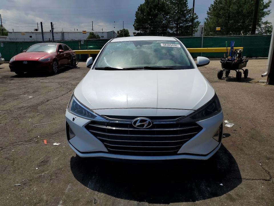 2020 Hyundai Elantra მანქანა იყიდება აუქციონზე, vin: 5NPD84LF6LH570853, აუქციონის ნომერი: 58389496